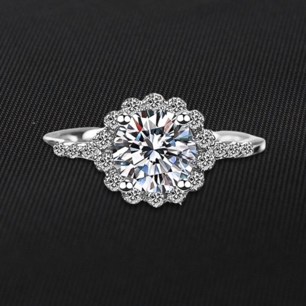 1 Ct Round Cut Moissanite Wedding Ring Halo-Style Flower Cubic Zirconia Silver 6